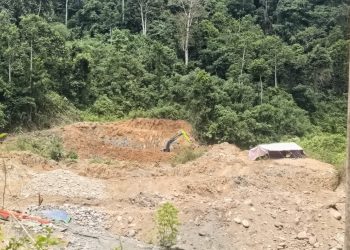 Excavator Zoomlion Disinyalir Milik Asrof Ngaol, Terkesan Pulgar Bermain PETI, Di Telentam.