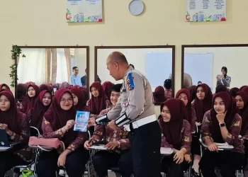 Satgas Preemtif OPS Zebra Siginjai 2025 Ditlantas Polda Jambi Gelar Police Goes to Campus di Poltekkes Jambi