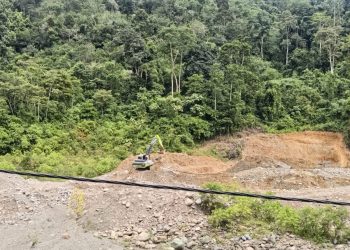 Akui Pemilik, Sekaligus Operator Excavator Zoomlion Bermain PETI Di Desa Telentam, Asrof, Nak Viral Viral Lah..!!