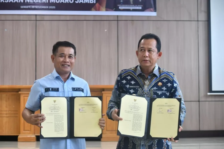 Pemkab dan Kejari Muaro Jambi Perkuat Sinergi Hukum, Teken Nota Kesepakatan Lima Tahun