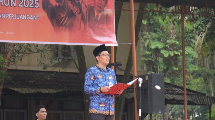 Refleksi Hari Pahlawan: Gubernur Al Haris Tekankan Pendidikan dan Persatuan Bangsa