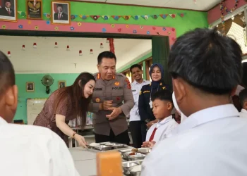 Polresta Jambi Hadirkan Harapan Baru Lewat Program Makan Bergizi Gratis untuk Anak Sekolah