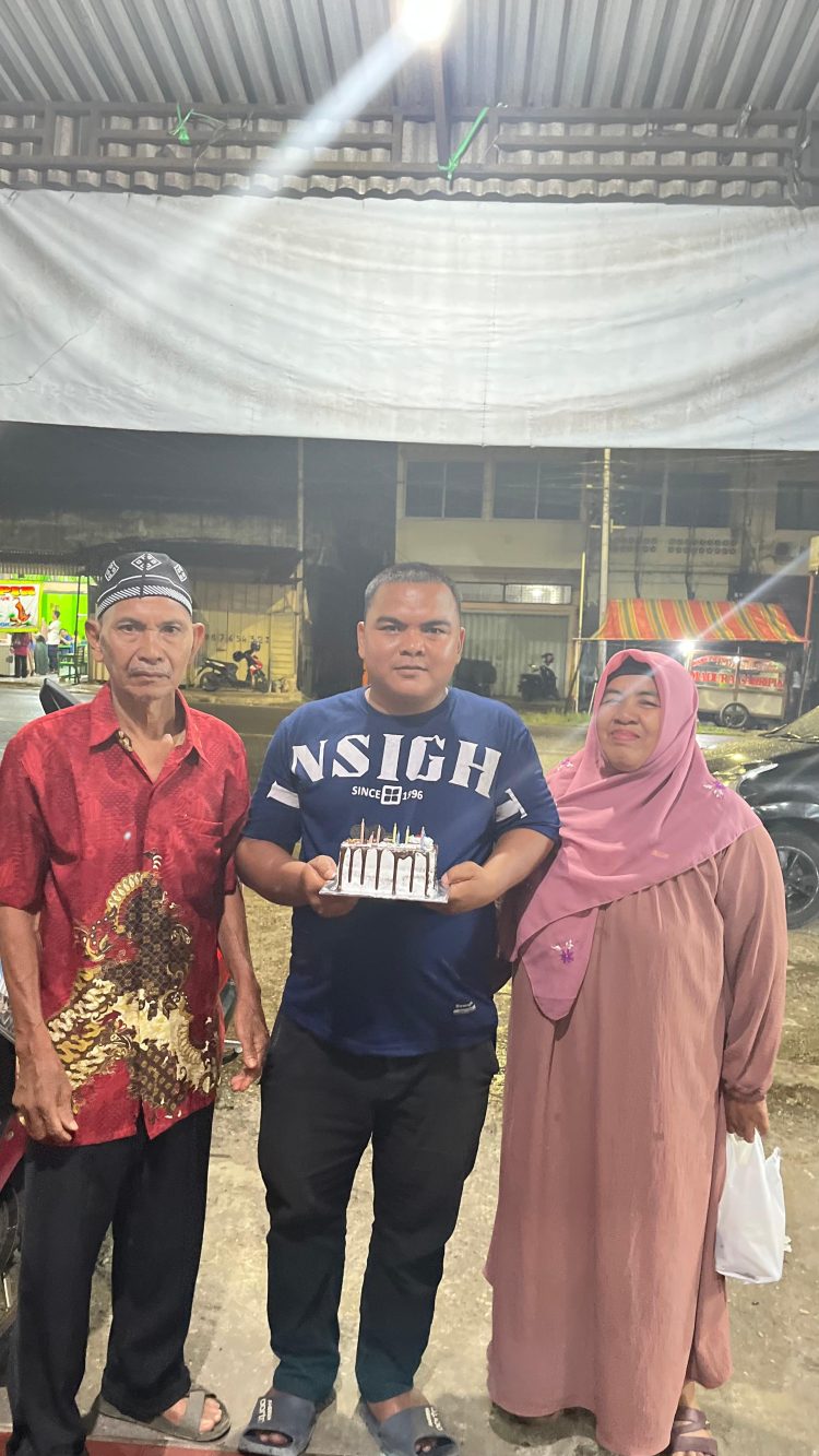 Rayakan Ultah ke-30, Noval Arisandi Saputra Pilih Acara Sederhana Bersama Keluarga