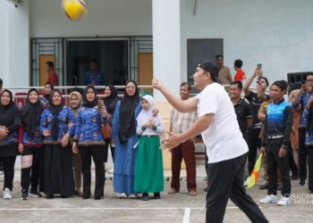 Bupati H M Syukur Buka Turnamen Volly HUT ke-76 Merangin