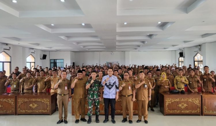 Pimpin Rapat Satgas, Bupati M. Syukur Tegaskan Koperasi Merah Putih Bukan Proyek Cari Untung