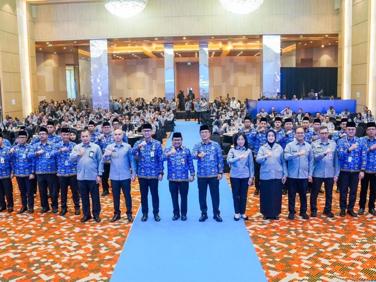 Hadiri Rakor Pengendalian Kinerja dan Refleksi Akhir Tahun 2025, Kanwil Kemenkum Jambi Komitmen Tingkatkan Program Prioritas Kementerian
