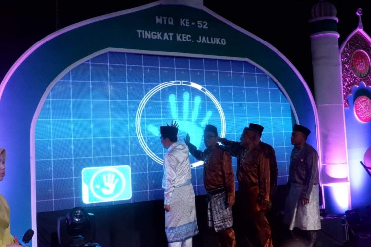 Wakil Bupati Muaro Jambi, Junaidi H. Mahir, memimpin Upacara Hari Kesadaran Nasional (HKN) dan Hari Bela Negara (HBN) ke-77