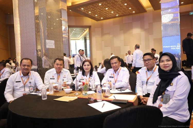 Kanwil Kemenkum Jambi Ikuti Penyampaian Hasil Panel Oleh Komisi 3 Pada Rakor Pengendalian Kinerja Kemenkum 2025