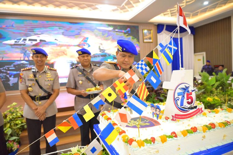 Bupati Muaro Jambi Dr. Bambang Bayu Suseno, SP, MM, M.Si Secara Resmi Membuka Gelaran Festival Lebung Betuah Tahun 2025