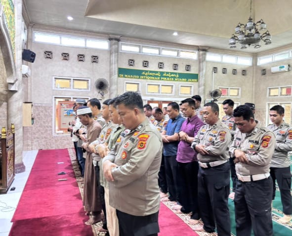 Polresta Jambi Gelar Shalat Gaib dan Binrohtal untuk Korban Bencana di Aceh, Sumut dan Sumbar
