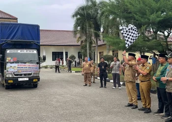 9 Truk Bantuan Kemanusiaan Tebo dikirim ke Agam