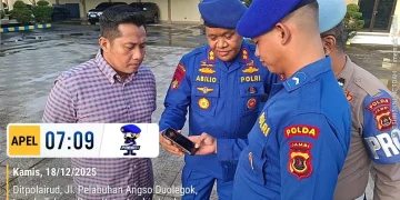 Pastikan Bersih dari Aplikasi Judol, Ditpolairud Polda Jambi Sidak Handphone Personel