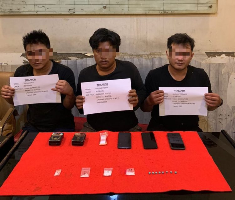 Penangkapan Jaringan Narkoba di Lorong Postel Jambi, Polisi Kejar Pelaku Narkoba Hingga Lompat Plafon