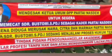 LSM MAPAN Gelar Aksi di Depan Kantor DPP NasDem, Desak Pemecatan Bustomi