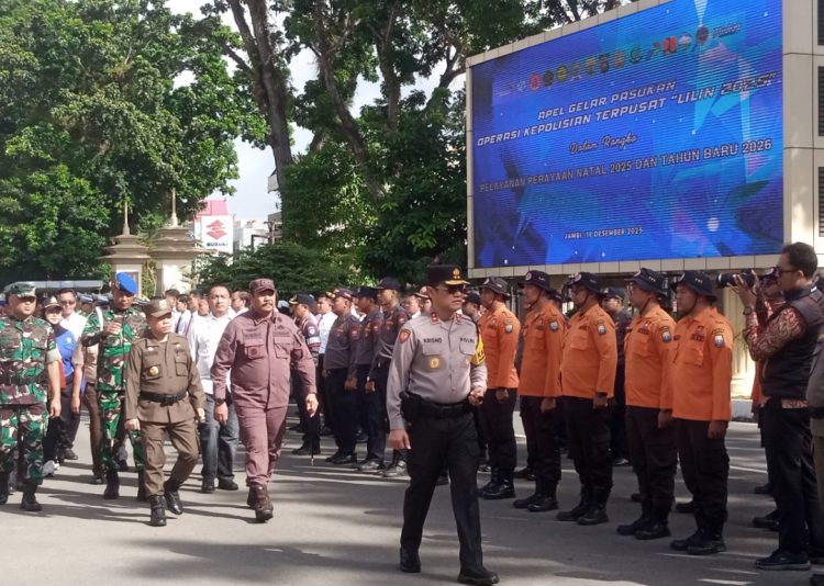 Kapolda Jambi Pimpin Apel Gelar Pasukan Ops Kepolisian Terpusat ‘Lilin 2025’