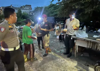 Berkah Subuh, Polantas Polda Jambi Pererat Kedekatan dengan Warga Lewat Program Polantas Menyapa