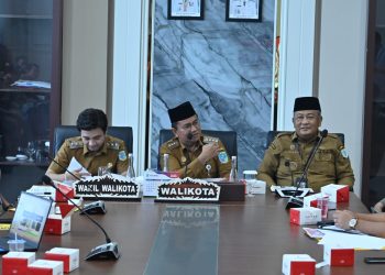 Jambi Bersatu Tangani Bencana: Wagub Sani Serahkan Dana Rp550 Juta dan 10 Ton Beras ke Medan