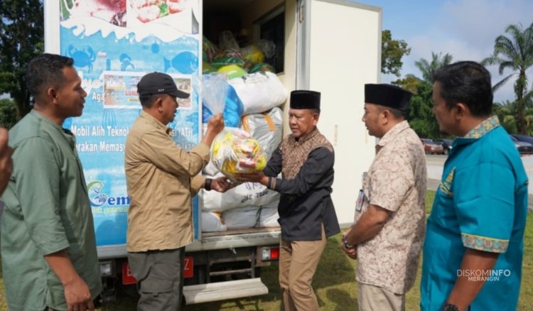 Wabup A. Khafidh Lepas Bantuan Kemanusiaan untuk Korban Bencana Solok Selatan