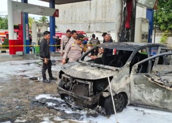 Polres Bungo Respon Cepat Kebakaran Mobil di Area SPBU Talang Pantai