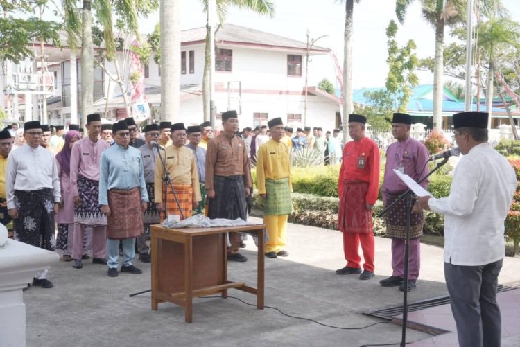Bupati Anwar Sadat Kukuhkan PNS, PPPK, dan PPPK Paruh Waktu, Tegaskan Komitmen Reformasi Birokrasi