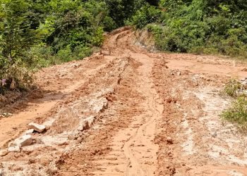 JUT Warga Telentam Berlumpur Oleh Palaku PETI, Warga Sebut Desa Tidak Berpenghuni.
