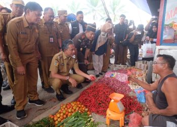 Bupati Dr. Bambang Bayu Suseno, SP, MM, M.Si Menghadiri Peringatan Haflah ke-28 Pondok Pesantren Al Muttaqin