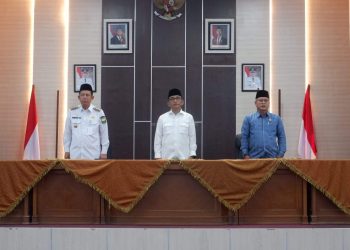 Sekretaris Daerah (Sekda) Kabupaten Muaro Jambi, Budhi Hartono, S.Sos., MT, Secara Resmi Membuka Program Sekolah Mengaji