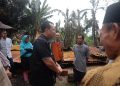 Bupati BbsTurun Langsung Serahkan Bantuan Korban Kebakaran di Desa Talang Kerinci