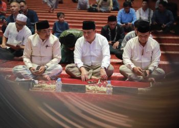 Bupati Tanjab Barat Isi Tausiah Ramadan di Masjid Istiqlal