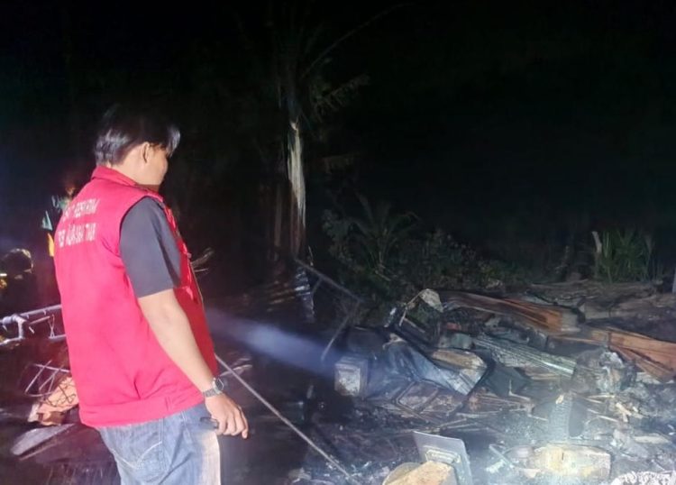 Danrem 042/Gapu Bersama Gubernur Jambi dan Forkopimda Sambut Kedatangan Komisi II DPR RI di Jambi