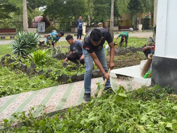 Sambut Ramadhan 1447 H, Lapas Muara Tebo Bersihkan Mushola At-Taqwa Bersama WBP