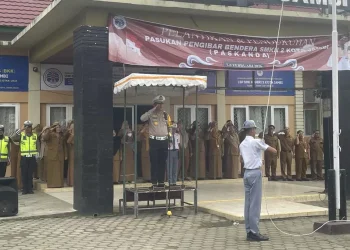 Polisi Jadi Pembina Upacara di SMKN 2 Jambi, Tanamkan Disiplin Berlalu Lintas Sejak Bangku Sekolah