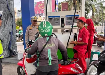 Satlantas Polresta Jambi Tebar Kasih Sayang Valentine, Ojol Dapat BBM Gratis