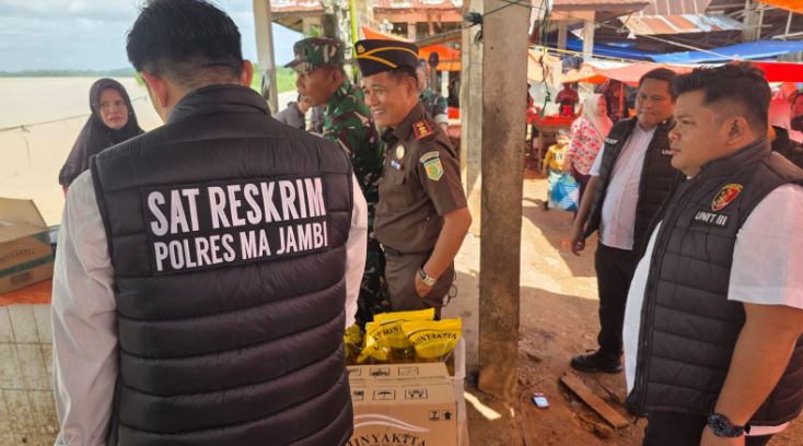 Polres Muaro Jambi Bersama Forkopimda Pastikan Stabilitas Harga di Pasar Sengeti