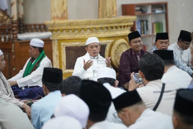 Bupati Tanjab Barat Isi Tausiah Ramadan di Masjid Istiqlal