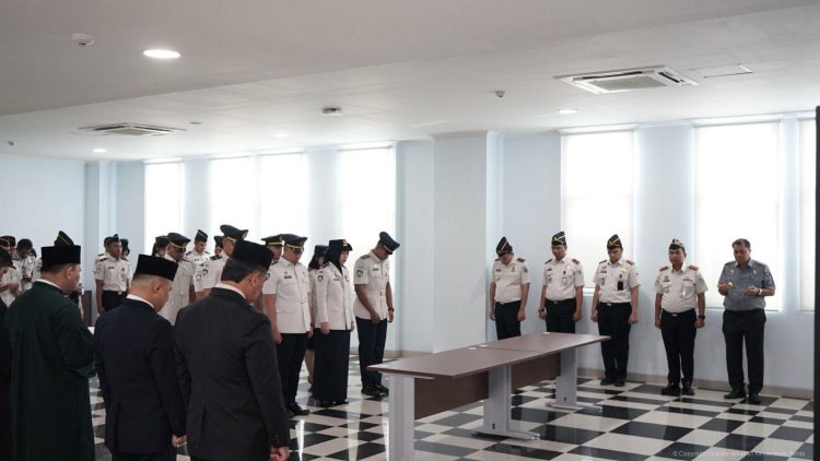 Kabagtum Kanwil Kementerian Hukum Jambi Hadiri Pelantikan PNS Alumni Poltekim di Kanwil Imigrasi Jambi