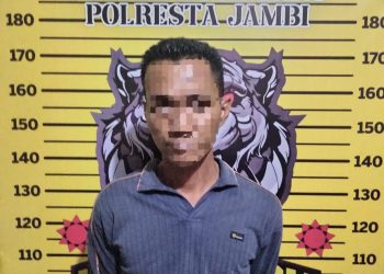 Kecelakaan Mobil Bus vs Truk Box di Jalan Lintas Jambi-Riau, 1 Orang Tewas