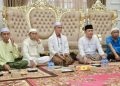 Wabup Tanjab Barat Buka Puasa Bersama Masyarakat di Rumah Dinas