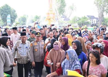 Polda Jambi Gelar Gerakan Pangan Murah Jelang Lebaran, 16,5 Ton Beras Disalurkan
