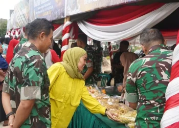 Korem 042/Gapu Gelar Bazar Ramadhan TNI 2026, Warga Jambi Timur Antusias Berburu Sembako Murah
