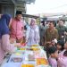 Bupati Anwar Sadat dan Ketua TP PKK Berburu Takjil, Dukung UMKM Sekaligus Peringati Hari Perempuan Internasional