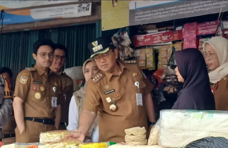 Wali Kota dan Wawako Jambi Sidak Pasar Talang Banjar, Pastikan Harga Sembako Jelang Idul Fitri Terkendali