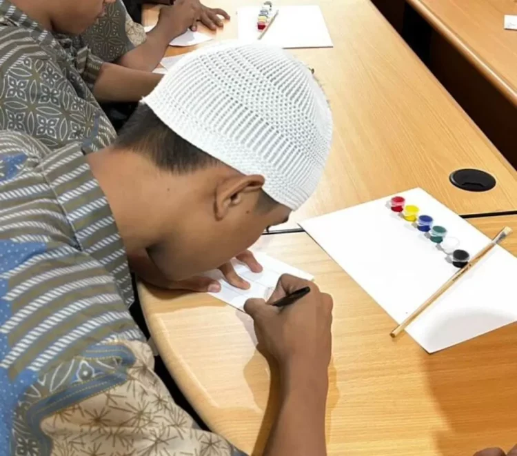 Bangun Kepercayaan Diri, Anak Binaan LPKA Muara Bulian Ikuti Kegiatan Art Therapy