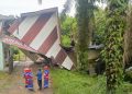 Sebuah Rumah di Telanai Ambruk Akibat Hujan Deras