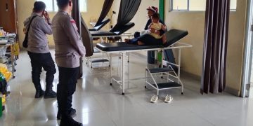 Konflik Warga SAD dan PT PAL Berakhir, Perusahaan Didenda Adat 250 Lembar Kain Per Korban