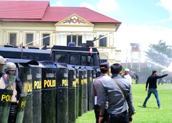 Polda Jambi Gelar Latihan Sispamkota Guna Antisipasi Dinamika Kamtibmas Jelang Agenda Nasional