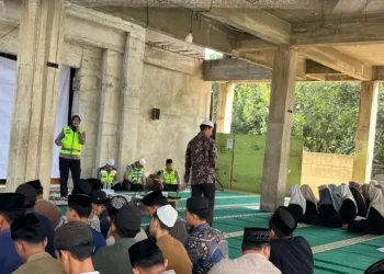 Polantas Turun ke Pesantren, Tanamkan Disiplin Lalu Lintas Sejak Dini di Da’arul Huffaazh