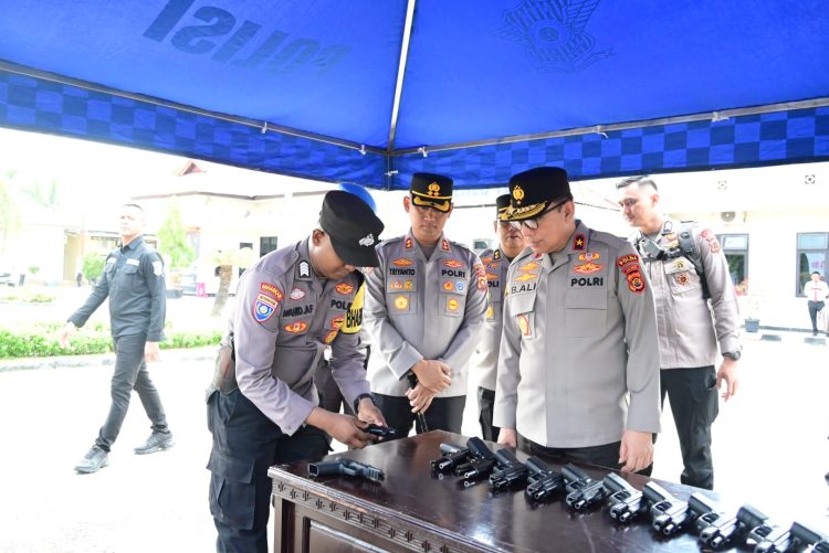 Wakapolda Jambi Kunjungi Polres Tebo, Bungo, dan Merangin, Tekankan Profesionalisme dan Pelayanan Publik