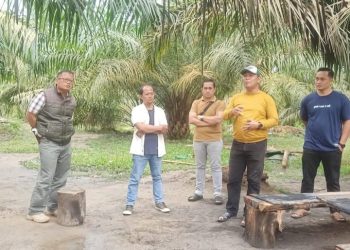 Kasat Resnarkoba Polres Muaro Jambi AKP Jeki Noviardi, S.H., M.H., Didampingi Kapolsek Sekernan AKP Agung Heru Wibowo, S.H., M.H., Menggelar Kegiatan Himbauan dan Penyuluhan Kepada Masyarakat Desa Tanjung Lanjut