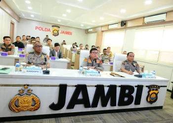 Polda Jambi Tingkatkan Profesionalisme Layanan 110, Personel SPKT Dibekali Public Speaking